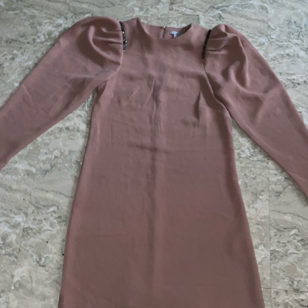 H&M pink dress just like the picture size 2 - Picture 3 of 7
